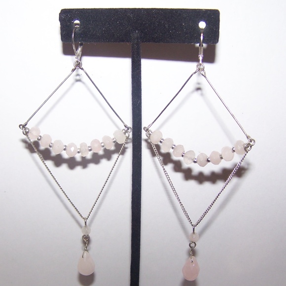 Delicate pink drop earrings - Picture 1 of 7
